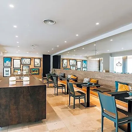 Costabella Hotel