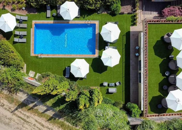 Costabella Szálloda 3*