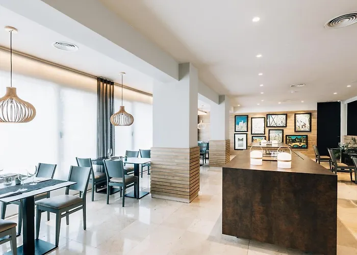 Costabella Szálloda